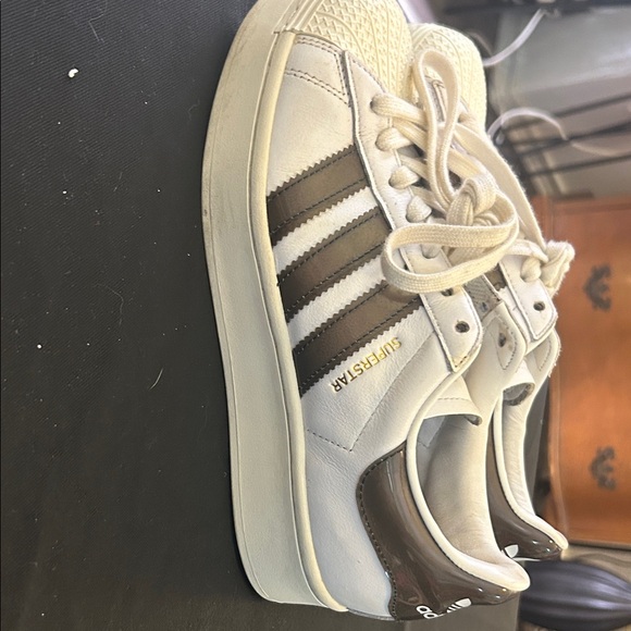 ✨Adidas Superstar White and Dark Brown Sneakers - Picture 2 of 7